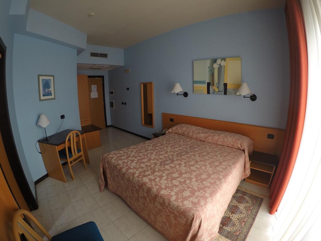 Hotel Astoria Alberobello Oda fotoğraf